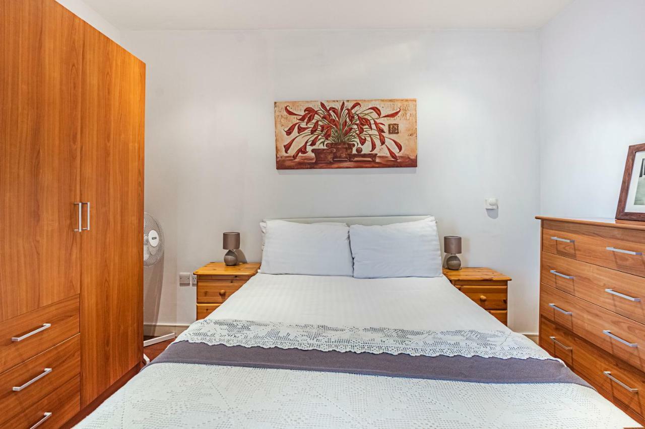 Splendid 3 Bedroom Apartment In Angel/Kings Cross Londra Esterno foto