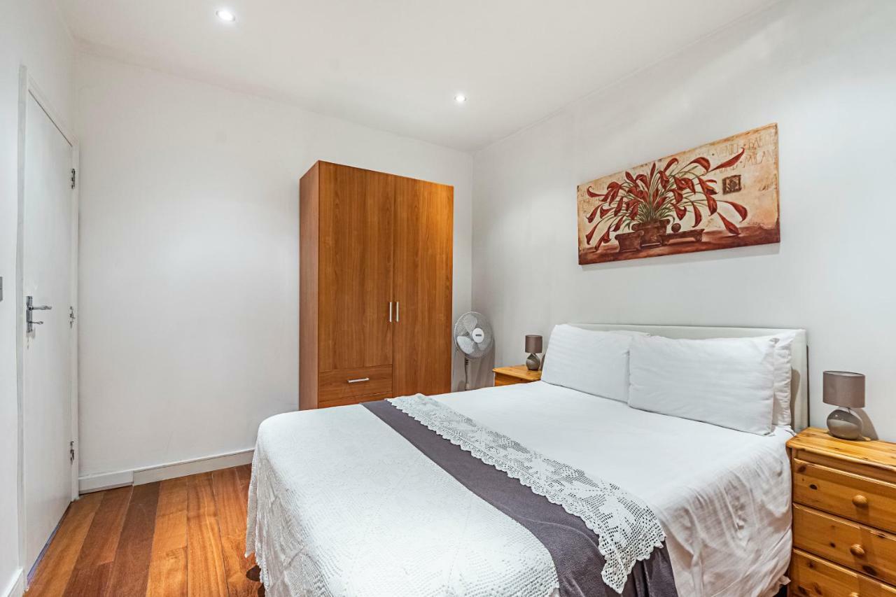 Splendid 3 Bedroom Apartment In Angel/Kings Cross Londra Esterno foto